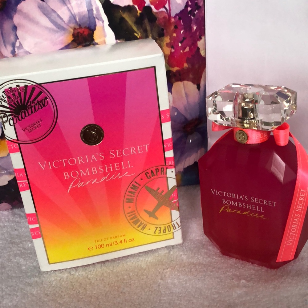 NIB Victoria’s Secret Bombshell Paradise 3.4 oz. Selling for up to $280 RARE HTF